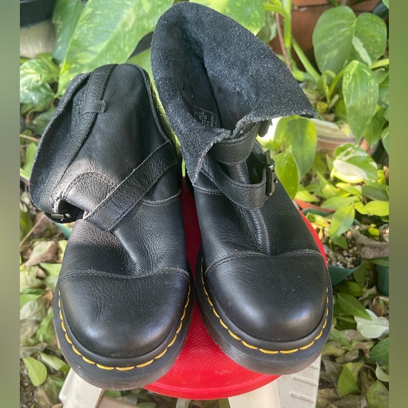 Dr. Martens Kristy black size 7
